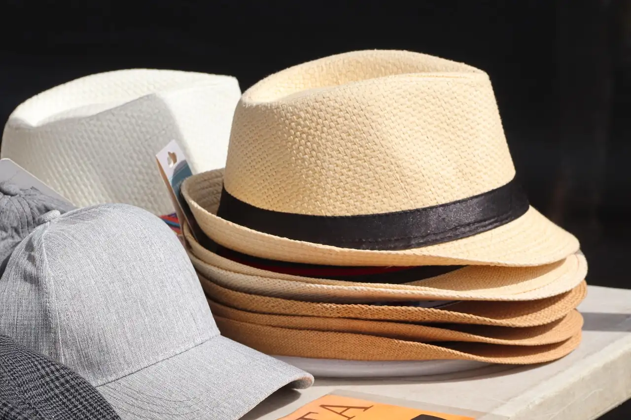 Chemise homme manche courte : style et confort pour l’été